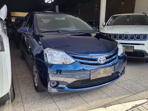 TOYOTA ETIOS 1.5 XS 16V FLEX 4P MANUAL TOYOTA ETIOS 1.5 XS 16V FLEX 4P MANUAL